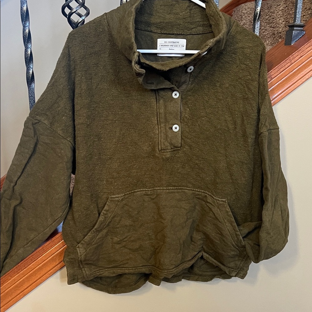 REI Olive Green Pullover Hoodie Sweatshirt
